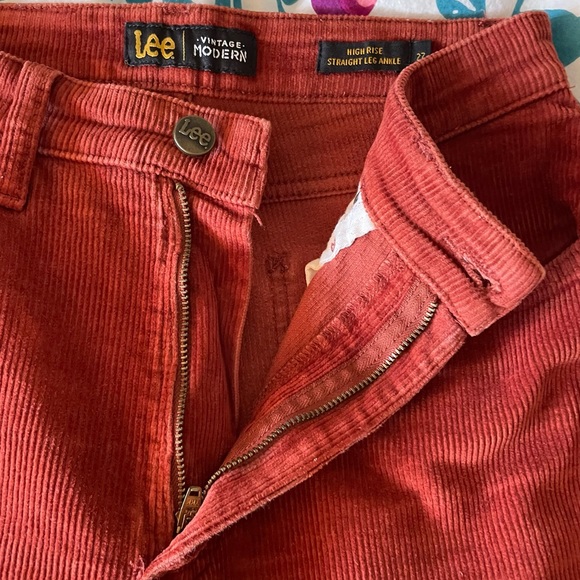 Lee Vintage Modern High Rise Straight Leg Ankle Corduroy Pants - Picture 7 of 13